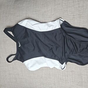 Nike Color Surge Powerback One Piece Swimsuit